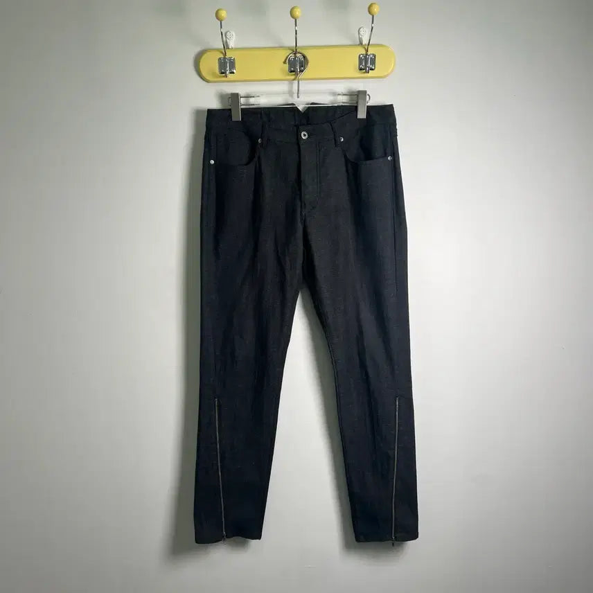 [BUNJANG] Wooyoungmi Side Zip Black Denim Pants Size 50 / Wooyoungmi 우영미 사이드 지퍼 블랙 데님 팬츠 50