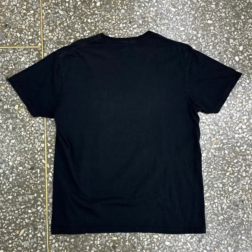 [BUNJANG] Kiss T-Shirt Large / 키스 티셔츠 L