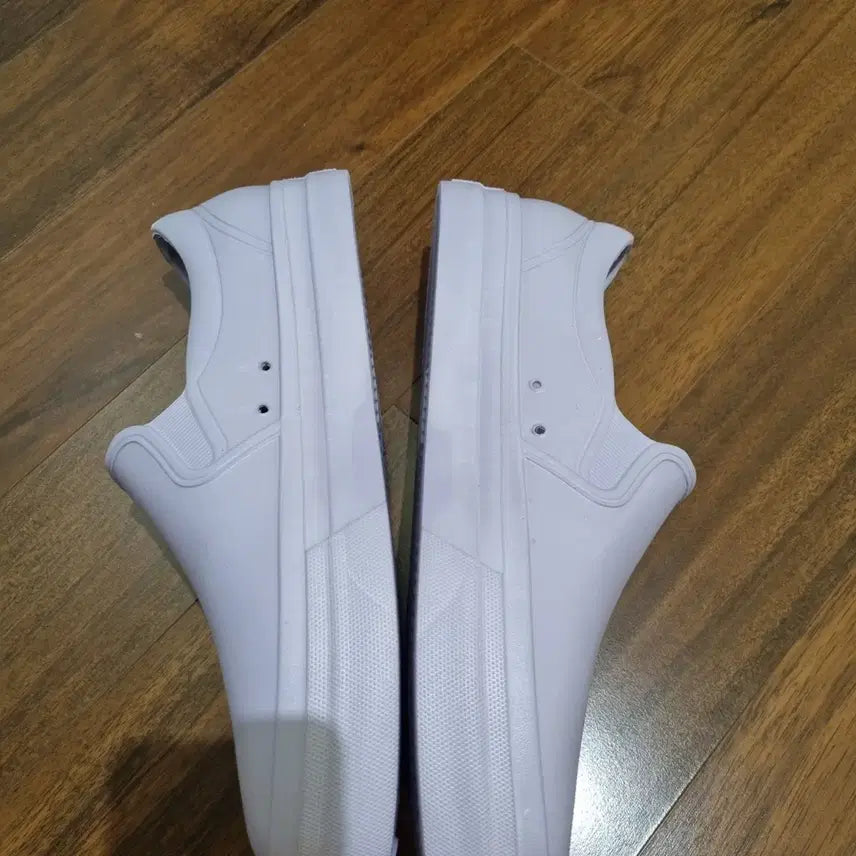 [BUNJANG] Zara Rubber Slip-on Shoes / 자라 슬립온 러버슈즈 실내화 실리퍼 아쿠아슈즈 42