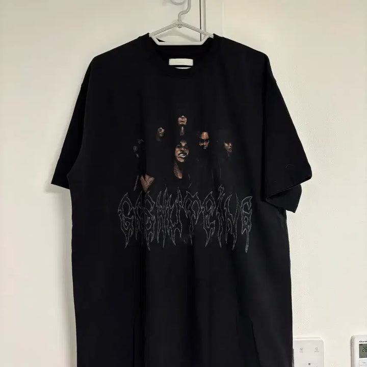[BUNJANG] Under My Car Gaestein 6 People Graphic T-Shirt XL / 언더마이카 가슈테인6 피플 그래픽 반팔티 105~110