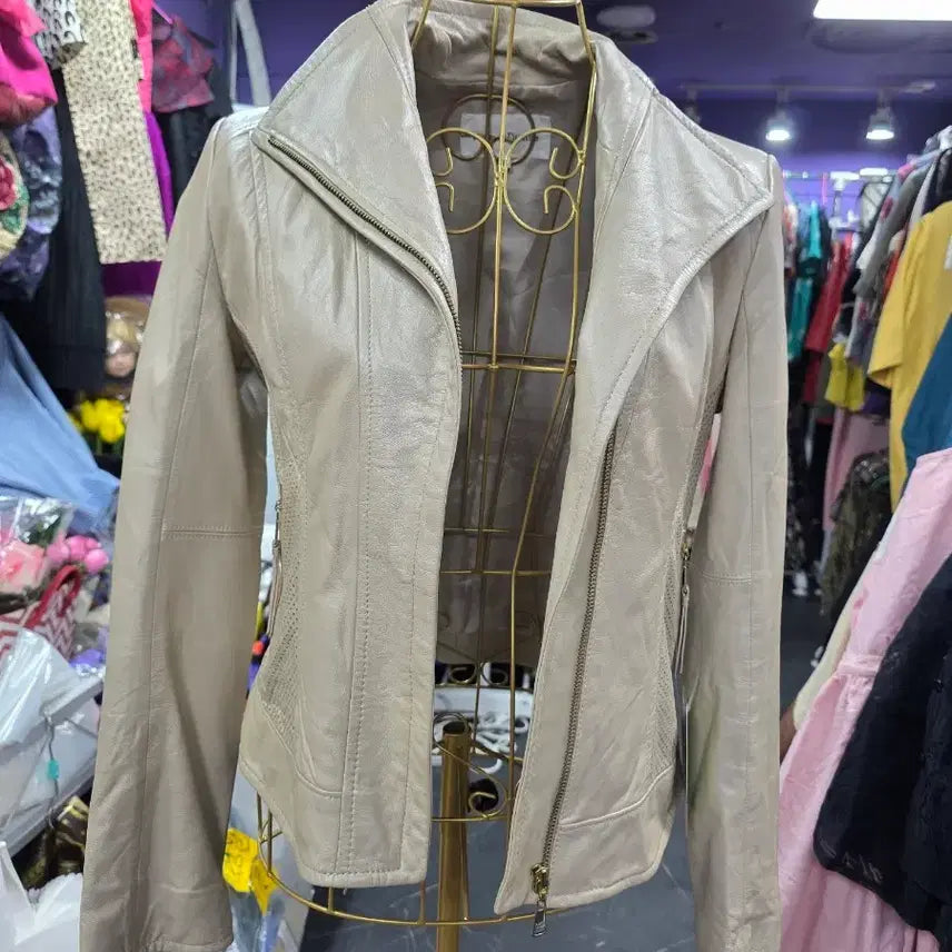 [BUNJANG] Pinky&amp;Dianne Sheepskin Leather Jacket Beige (Size 38) / Pinky&amp;Dianne 양가죽 자켓 (55)