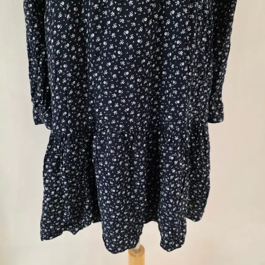 [BUNJANG] Le Shop Floral Long Dress Navy / 르샵 잔꽃무늬 롱 원피스 네이비