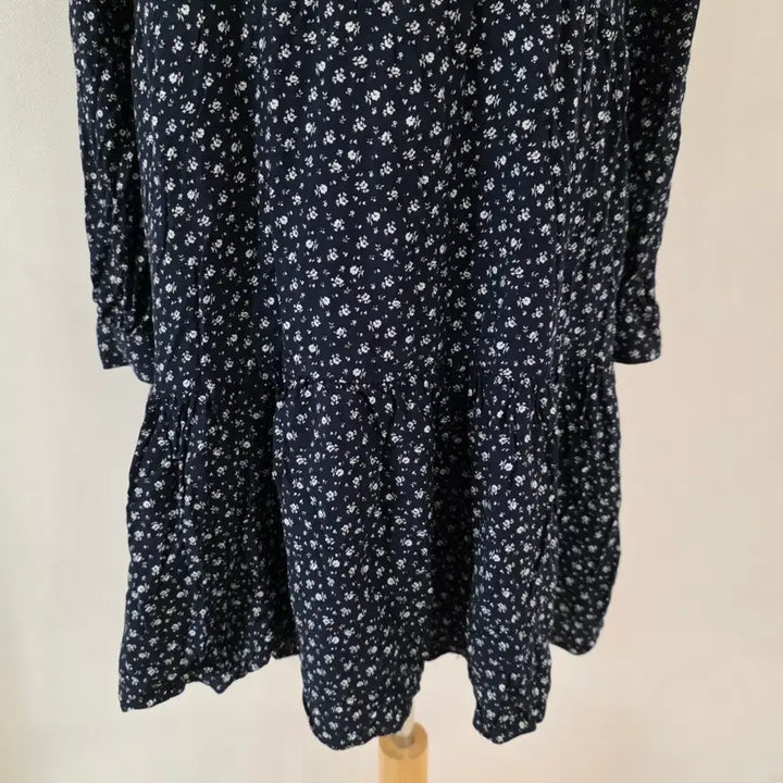 [BUNJANG] Le Shop Floral Long Dress Navy / 르샵 잔꽃무늬 롱 원피스 네이비