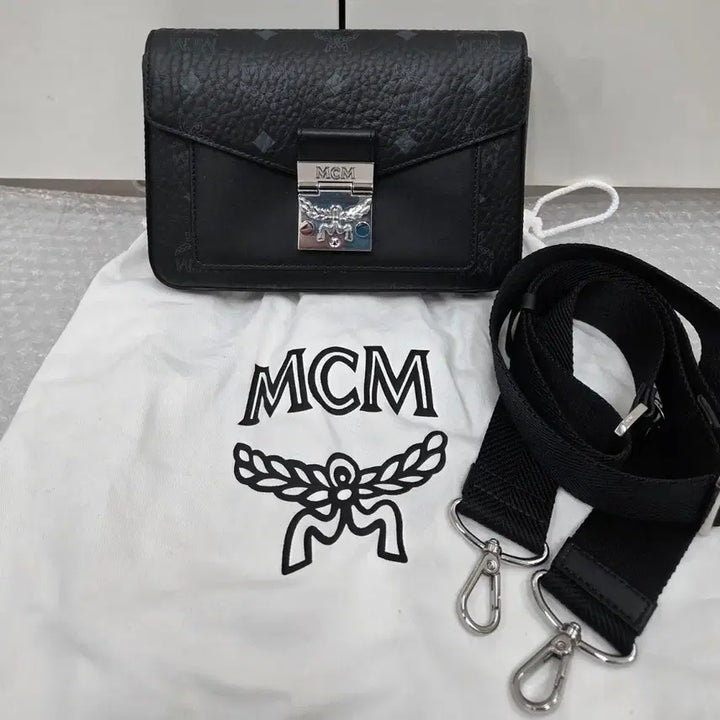 [SOLD OUT] MCM