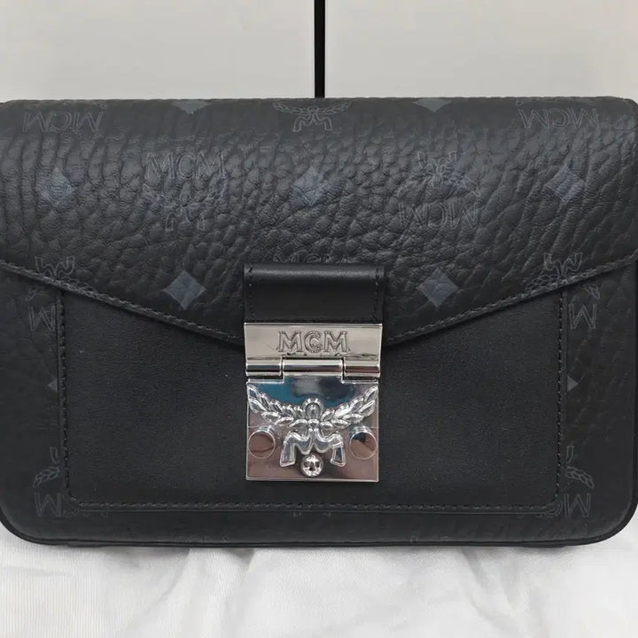 [SOLD OUT] MCM