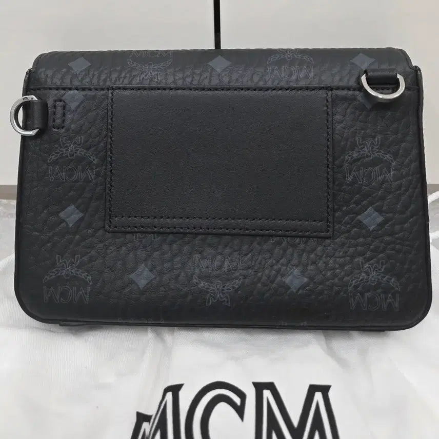[SOLD OUT] MCM