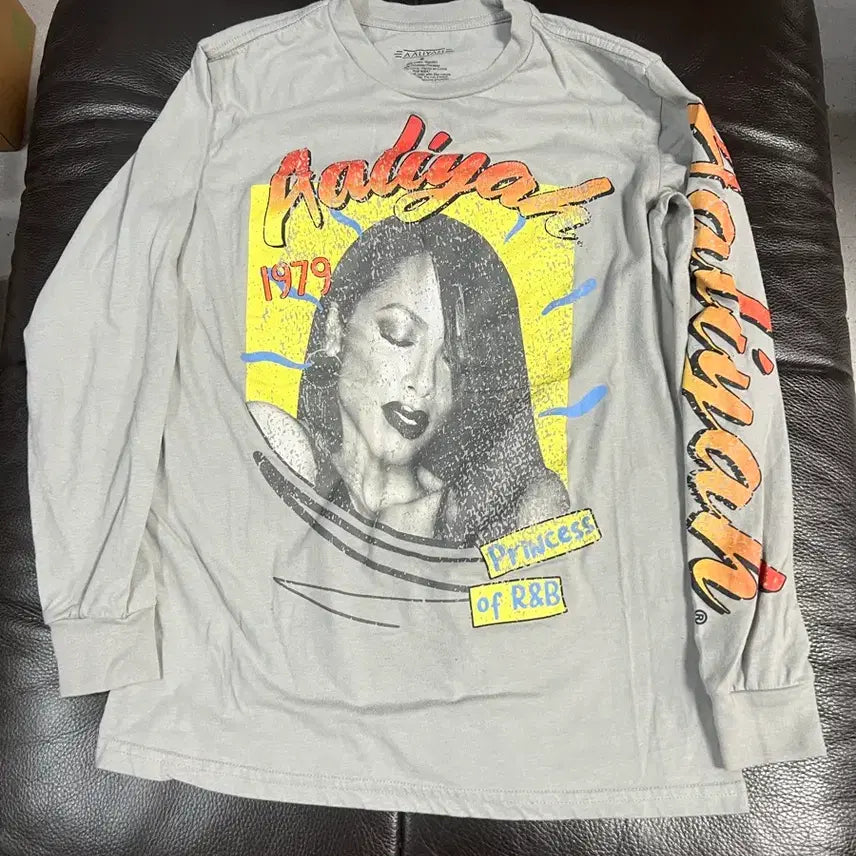 [BUNJANG] Usa Aaliyah Princess R&amp;B Long Sleeve T-Shirt / Usa Aaliyah 프린세스 R&amp;B 긴팔 티셔츠