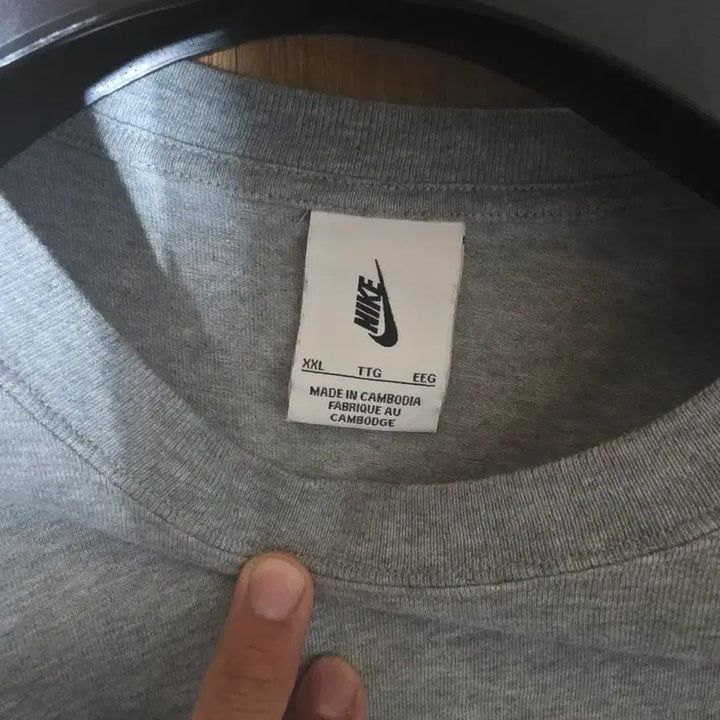 [BUNJANG] Nike Solo Swoosh T-Shirt Gray XXL / 나이키 솔로스우시 반팔 그레이 xxl(105사이즈감)