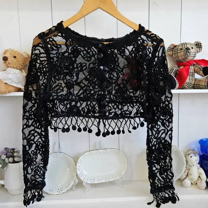 [BUNJANG] Carule Black Lace Crop Cardigan / 블랙 레이스 크롭 가디건
