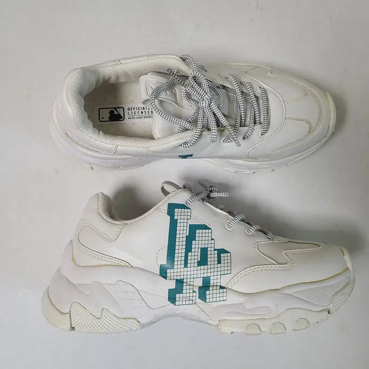 [BUNJANG] MLB Sneakers 245mm / (무료배송) 245mm MLB 스니커즈