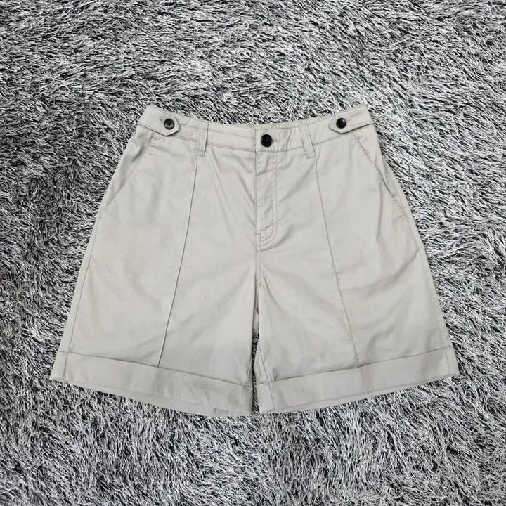 [BUNJANG] National Geographic Beige Cotton Shorts Women&