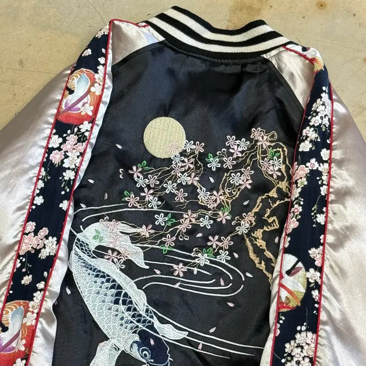 [BUNJANG] Vintage Cherry Blossom Koi Embroidery Sukajan Jacket / M 빈티지 벚꽃 잉어 자수 스카쟌