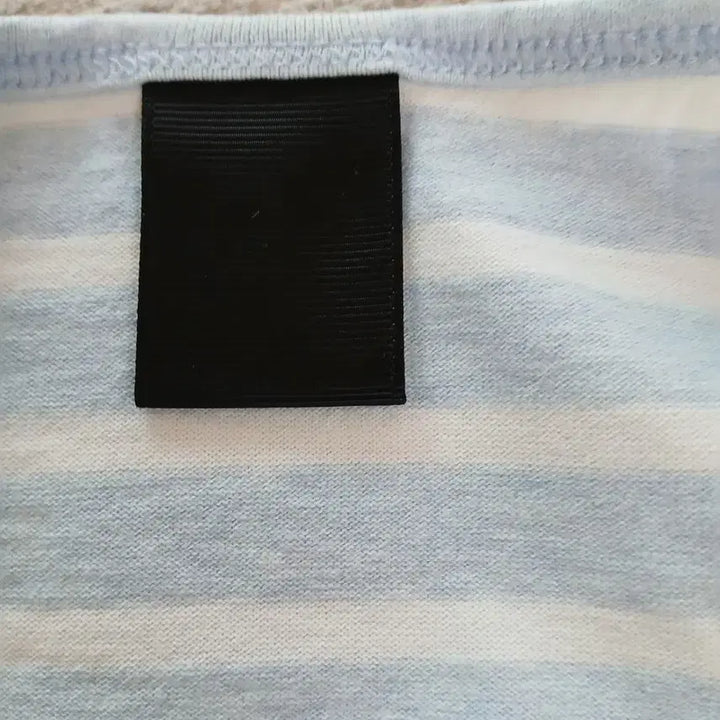 [BUNJANG] Hugo Boss Striped Short Sleeve T-Shirt Light Blue / 휴고보스 스트라이프 반팔 티셔츠 하늘색