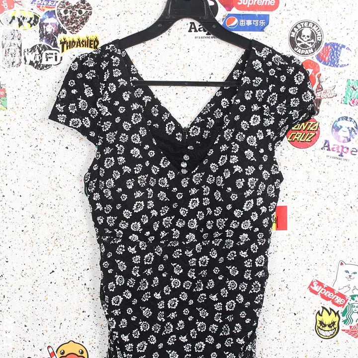 [BUNJANG] Simple Pattern Sleeveless V-Neck Dress BK (Women&