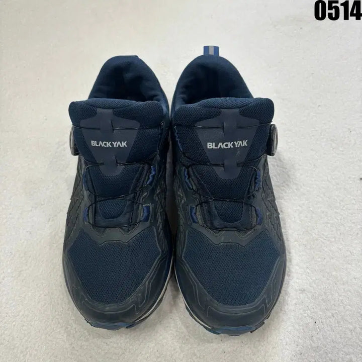 [BUNJANG] Black Yak Navy BOA Dial Hiking Boots Size 250 / 블랙야크 등산화 네이비색 BOA 다이얼 250