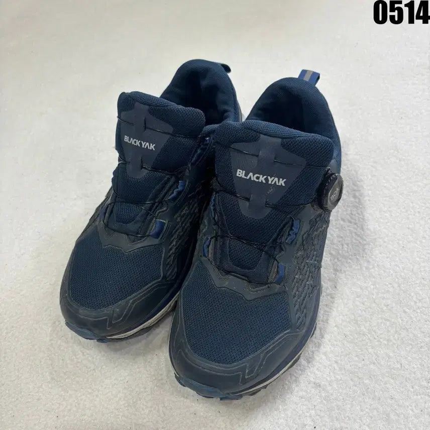 [BUNJANG] Black Yak Navy BOA Dial Hiking Boots Size 250 / 블랙야크 등산화 네이비색 BOA 다이얼 250