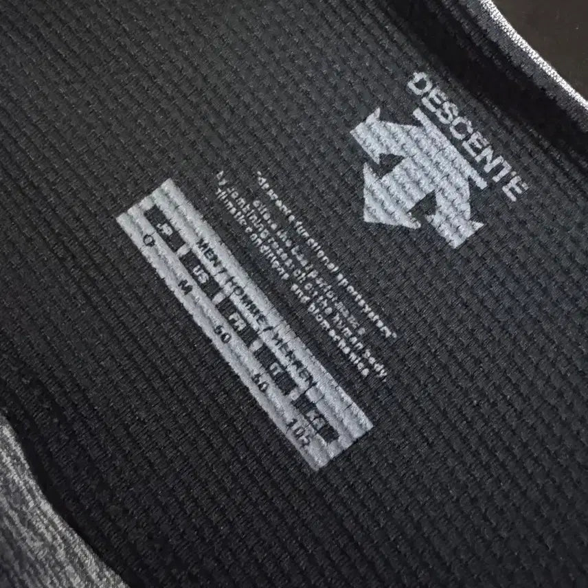 [BUNJANG] Descente Training Functional Short Sleeve T-Shirt Gray M / 데상트 트레이닝 기능성 반팔 티셔츠 그레이 M