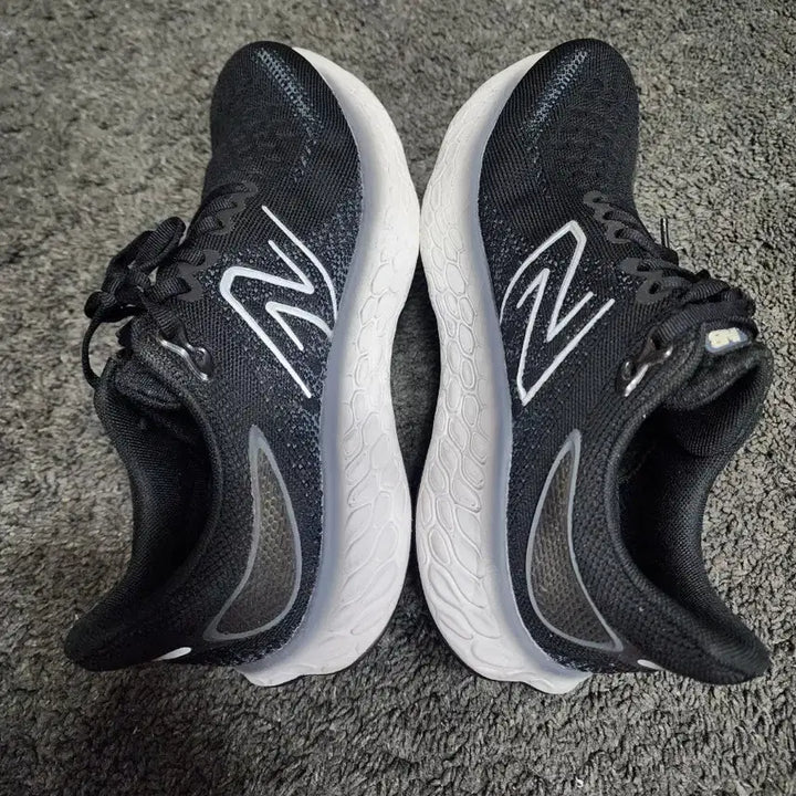 [BUNJANG] New Balance Fresh Foam X 1080 Size 255 / 뉴발란스 프레쉬 폼 X 1080  255사이즈
