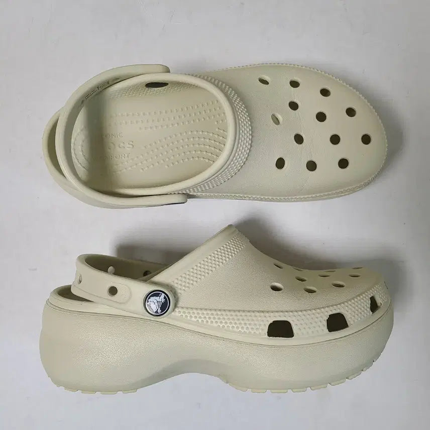 [SOLD OUT] (무료배송) 230mm 크록스 클로그 w6