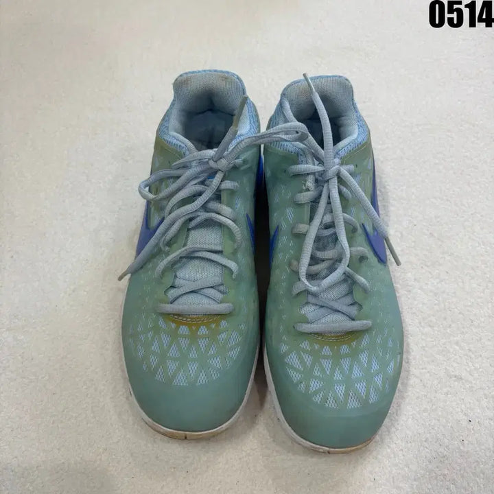 [BUNJANG] Nike Zoom Sneakers Light Blue 235 / 나이키 줌 운동화 하늘색 235