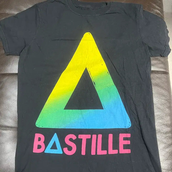 [BUNJANG] Bastille Black T-Shirt / 영국밴드 바스틸 Bastille 블랙 반팔 티셔츠