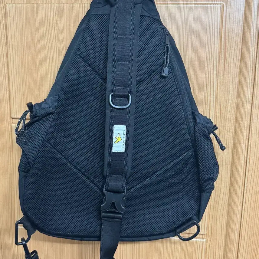 [BUNJANG] What it isn Utility Bag Black / 와릿이즌 유틸리티백 블랙