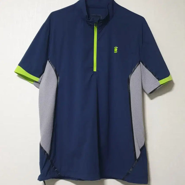 [BUNJANG] W.Angle Short Sleeve Half Zip-Up T-Shirt Size 100 / 와이드앵글 반팔 반집업 100사이즈