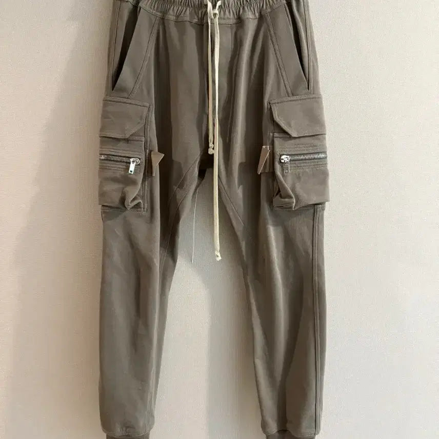 [BUNJANG] Rick Owens Mastodon Cargo Jogger Pants Dust Color / 릭오웬스 마스토돈 카고 조거팬츠 더스트컬러