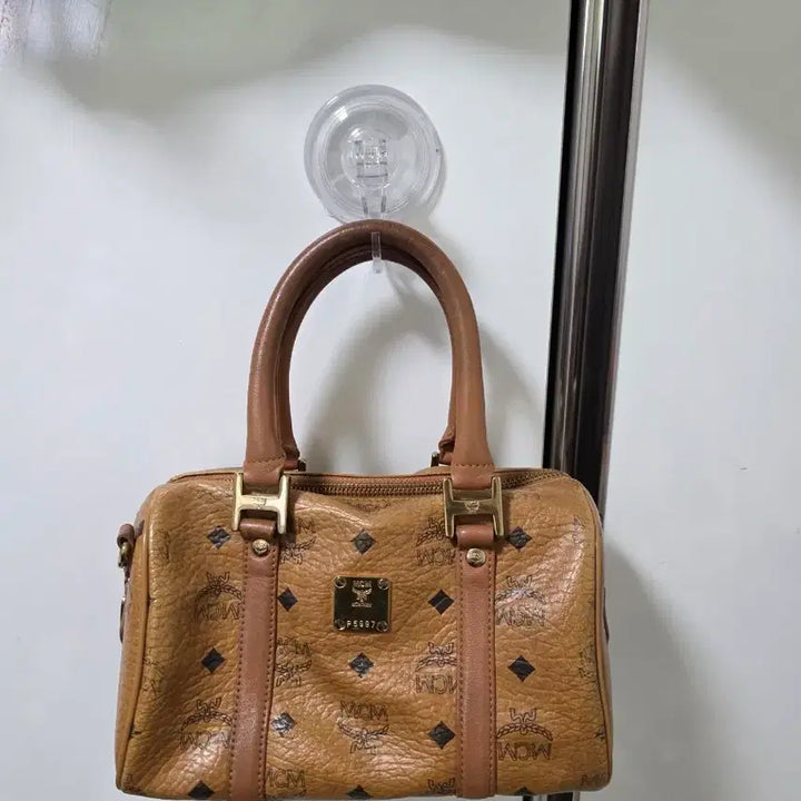 [BUNJANG] MCM Logo Boston Bag Brown Tote Bag / MCM 로고 보스턴백 브라운 토트백