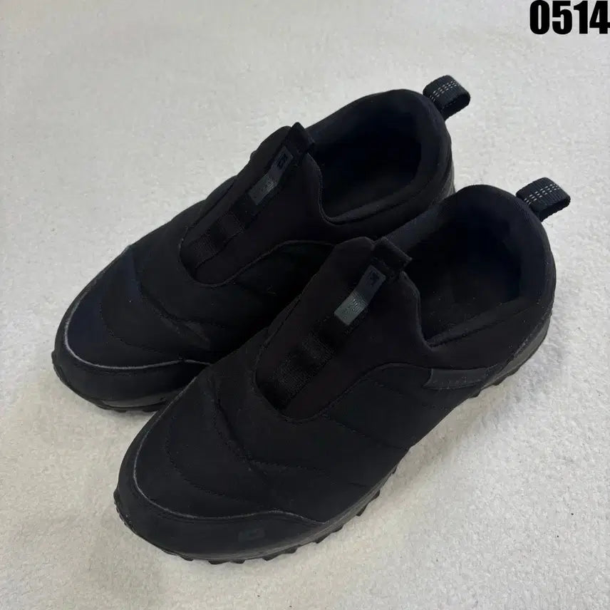 [BUNJANG] K2 Black Padded Mule Slip-on Sneakers (240) / K2 블랙 패딩 뮬 슬립온 운동화 240