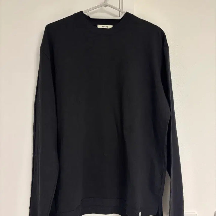 [BUNJANG] HEUTE Long Sleeve L / [26년신상] 호이테(HEUTE) 롱 슬리브 L