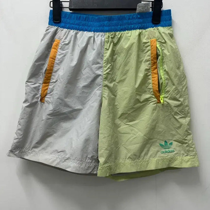 [BUNJANG] Adidas Color Block Shorts XS / [만원 아라비아빈티지]아디다스 컬러 블록 반바지 XS
