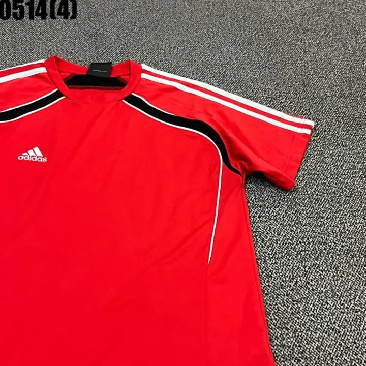 [BUNJANG] Adidas Red Short Sleeve T-Shirt Size 100 / 아디다스 빨간색 반팔 티셔츠 100