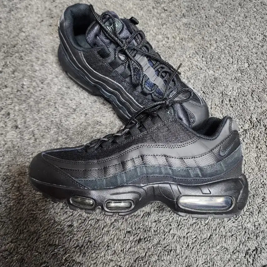 [BUNJANG] Nike Air Max 95 Triple Black / 나이키 에어맥스95 트리플블랙 250사이즈