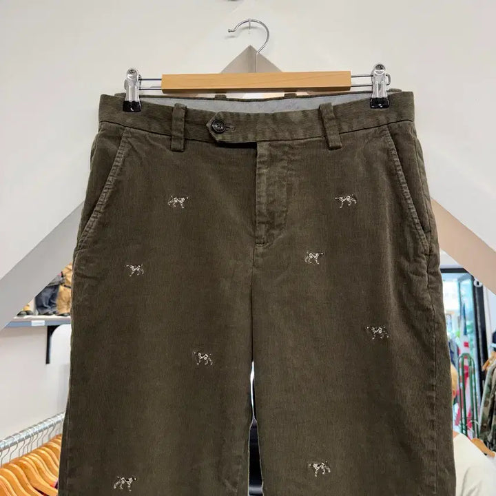 [BUNJANG] Brooks Brothers Dog Embroidery Corduroy Chino Pants / [30] 브룩스브라더스 도그 엠브로이더리 코듀로이 치노 팬츠