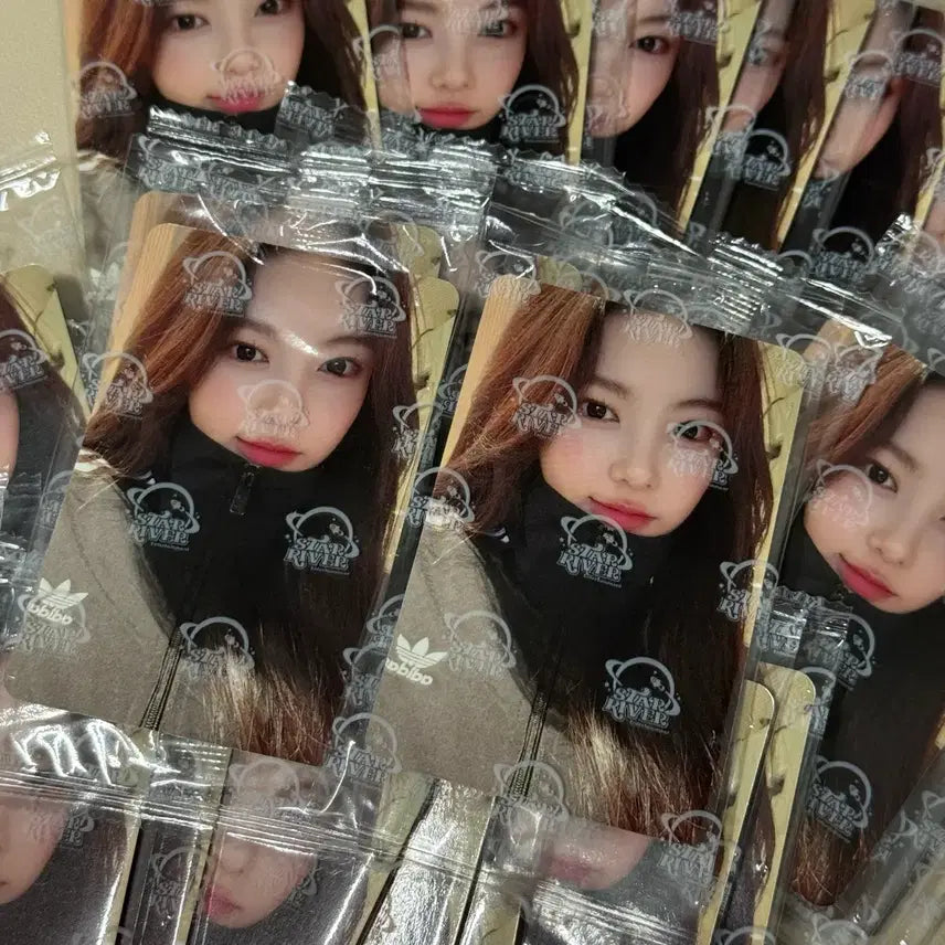 [BUNJANG] Hatsuharu Ian Star River Special POB Photocard / 하츠투하츠 이안 스타리버 특전 포카 판매