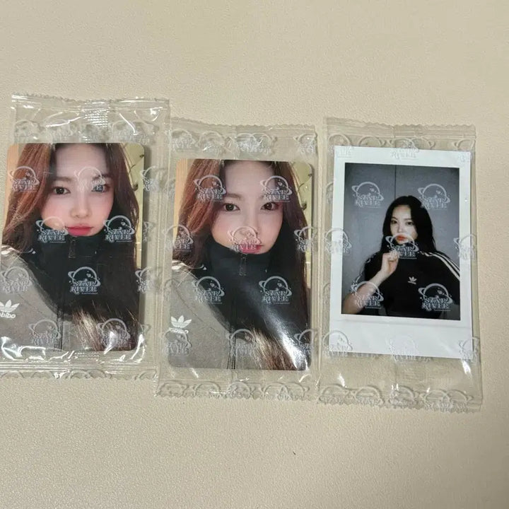 [BUNJANG] Hatsuharu Ian Star River Special POB Photocard / 하츠투하츠 이안 스타리버 특전 포카 판매