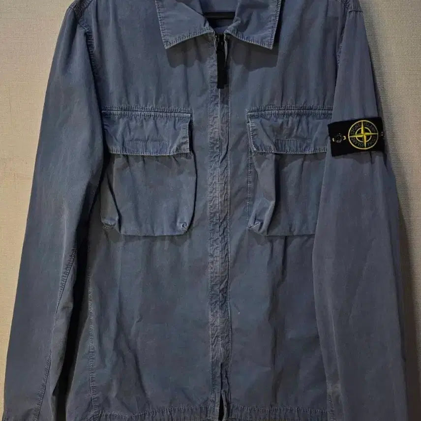 [BUNJANG] Stone Island 22SS Old Effect 114WN Overshirt - Pastel Blue (M) / 정품 스톤아일랜드 22SS 올드이펙트 114WN 오버셔츠 95/M