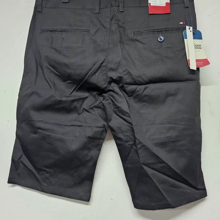 [BUNJANG] Tommy Hilfiger Black Shorts / 타미힐피거  반바지
