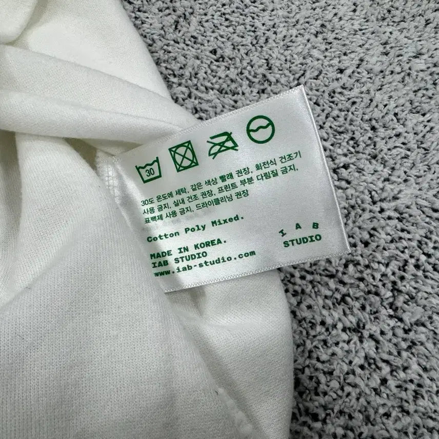 [BUNJANG] IAPB Studio 10th Anniversary T-Shirt / 아이앱 스튜디오 10주년 티셔츠