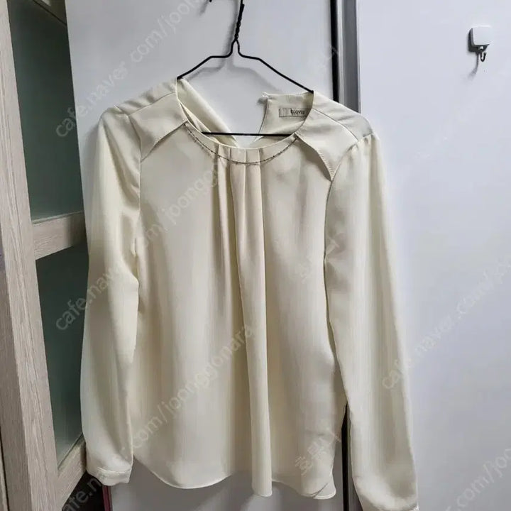 [BUNJANG] Clavis Basic Office Blouse / [1번시착만한새제품무방] 클라비스 기본 면접 정장 오피스 블라우스