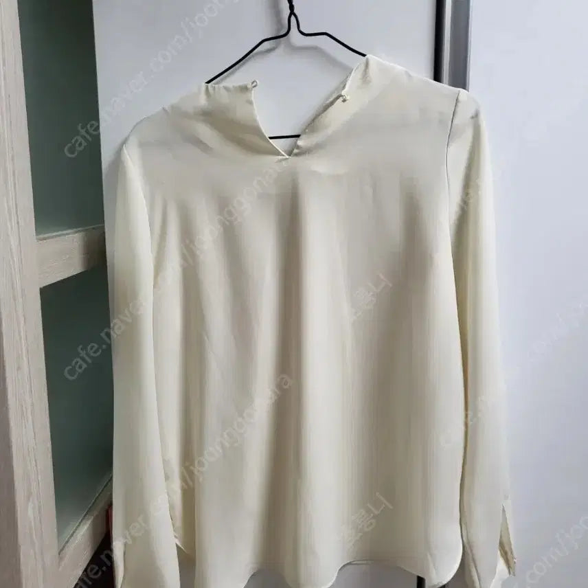 [BUNJANG] Clavis Basic Office Blouse / [1번시착만한새제품무방] 클라비스 기본 면접 정장 오피스 블라우스