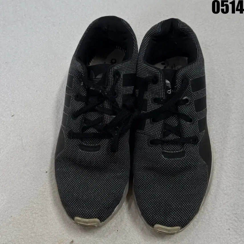 [BUNJANG] Adidas Black Three-Stripes Sneakers 245 / 아디다스 블랙 삼선 운동화 245