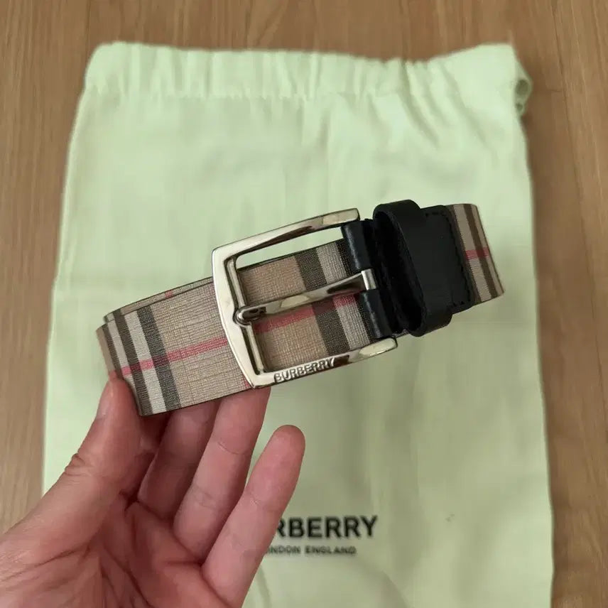 [BUNJANG] Burberry New Check Printing Belt 38/95 / [미사용] 버버리 신상 체크 프린팅 벨트 38/95