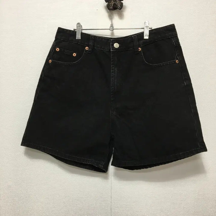 [BUNJANG] Zara Black Denim Shorts Size 30 / 자라 데님쇼츠 블랙 청반바지