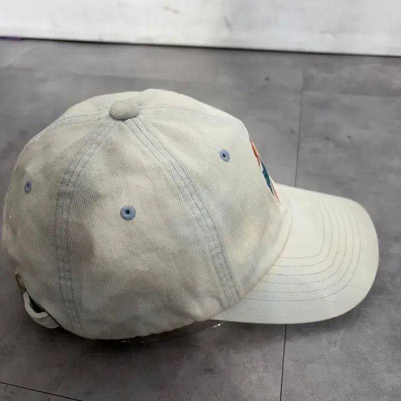 [BUNJANG] FREE Dexter Embroidered Denim Ball Cap Hat / FREE 댁스터 게토 자수 데님 볼캡 모자