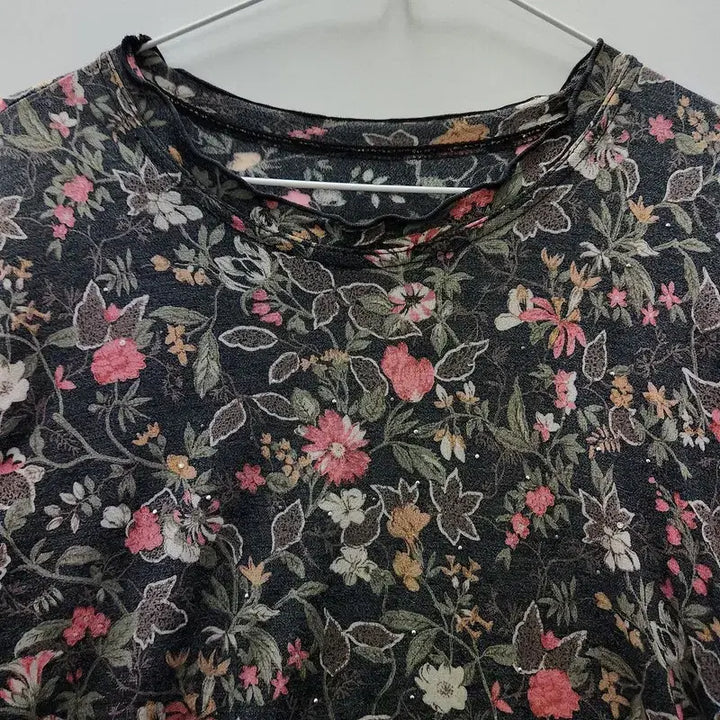 [BUNJANG] Vintage Mini Flower Cubic Half-Sleeve T-Shirt / 빈티지 미니플라워 큐빅 반팔 티 M