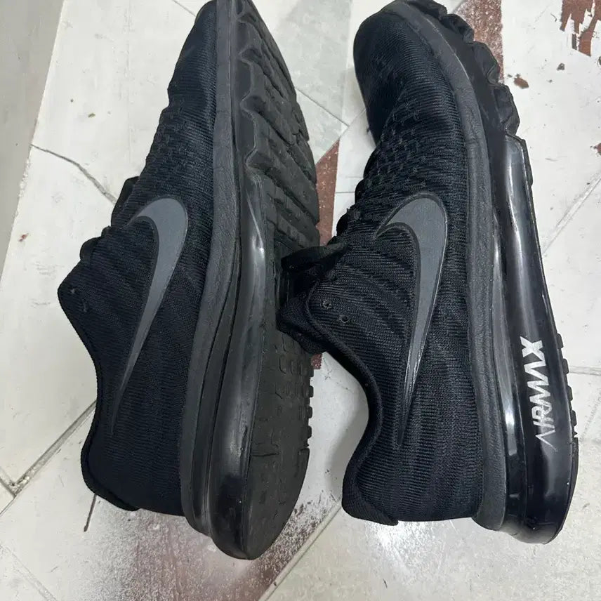 [BUNJANG] Nike Air Max 2017 Triple Black / [만원 아라비아빈티지]나이키 에어맥스 2017 트리플 블랙