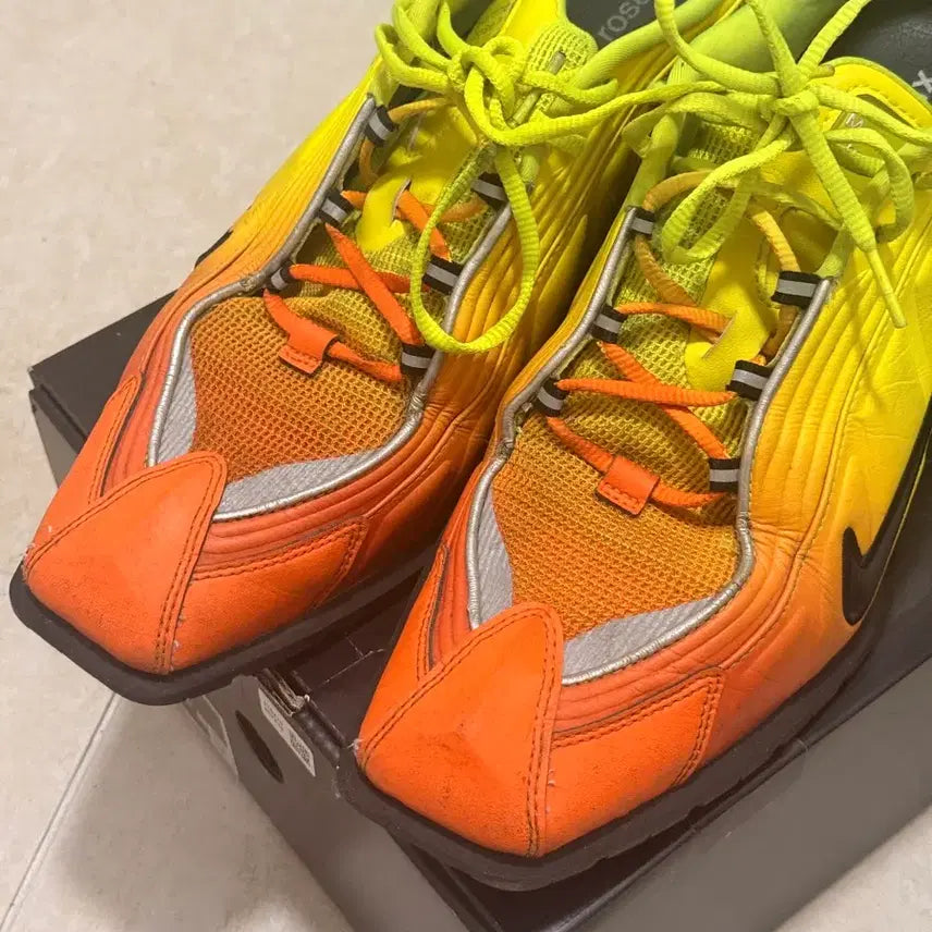 [BUNJANG] Nike Martine Rose Shox R4 Yellow US 9.5 / 마틴로즈 나이키 샥스 275 옐로우