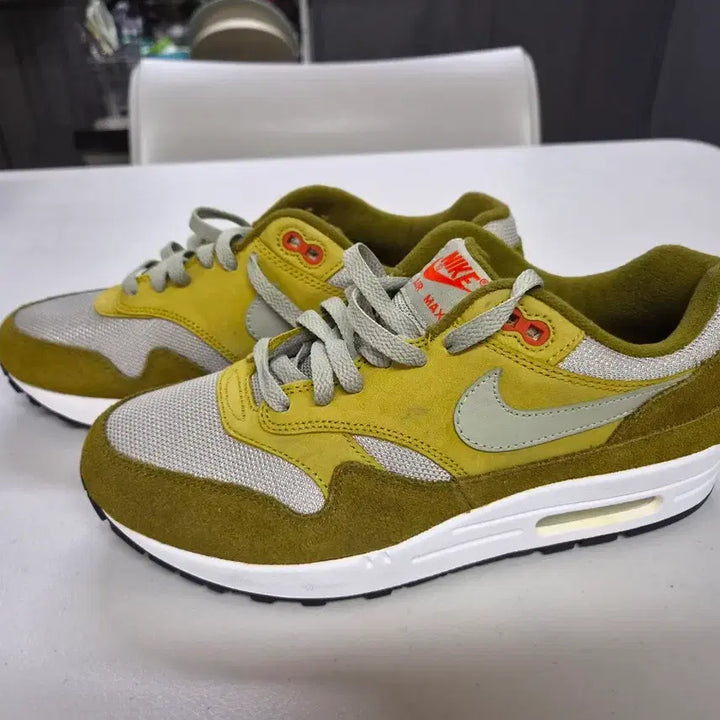 [BUNJANG] Nike Air Max 1 Premium Retro Olive (26cm) / 나이키 에어 맥스 1 프리미엄 레트로 올리브 908366-300